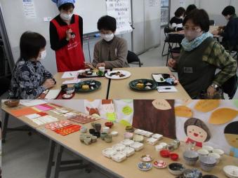 小鉢や箸置きなど、お好みのものを選びました