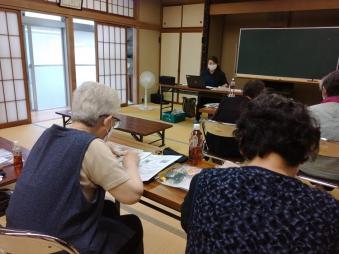 Weekを見ながら説明を聞いています