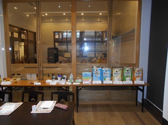 コープ商品の展示②