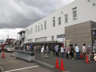 開店前の行列