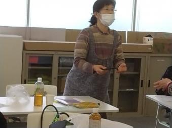 小鍋に便利な小五徳