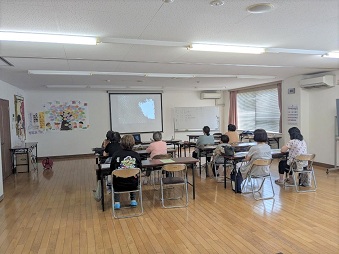 爆撃の様子が伝わります。