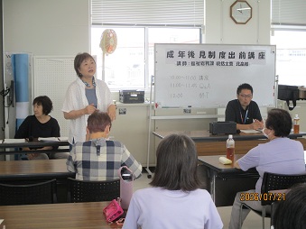 あいさつを行う委員長さん♪